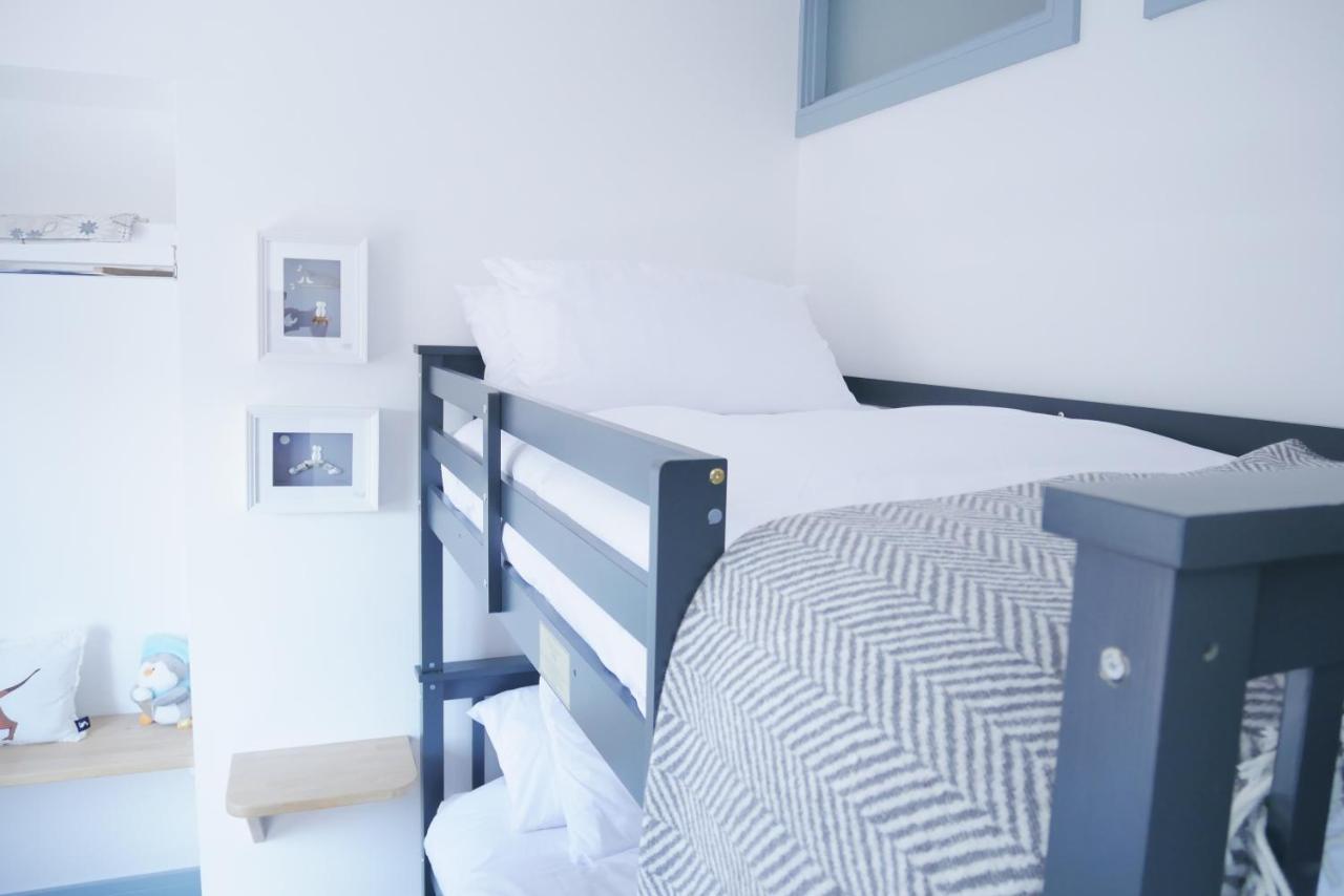 Sunset View, 2 Bedrooms In The Heart Of Holt With Parking Esterno foto